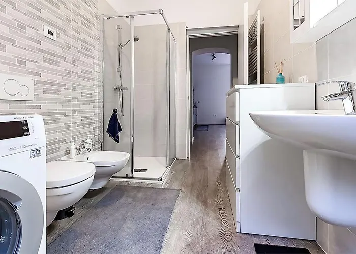 Modern Retreat, Views & Walkability * Trydent